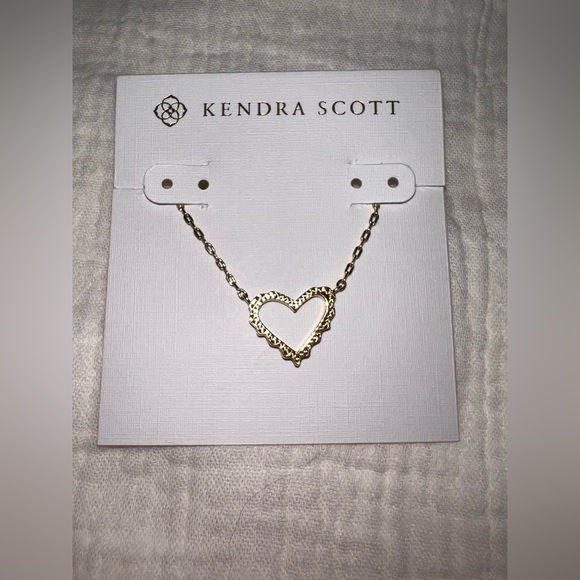 Kendra Scott Jewelry - Kendra Scott Gold Open Heart Necklace